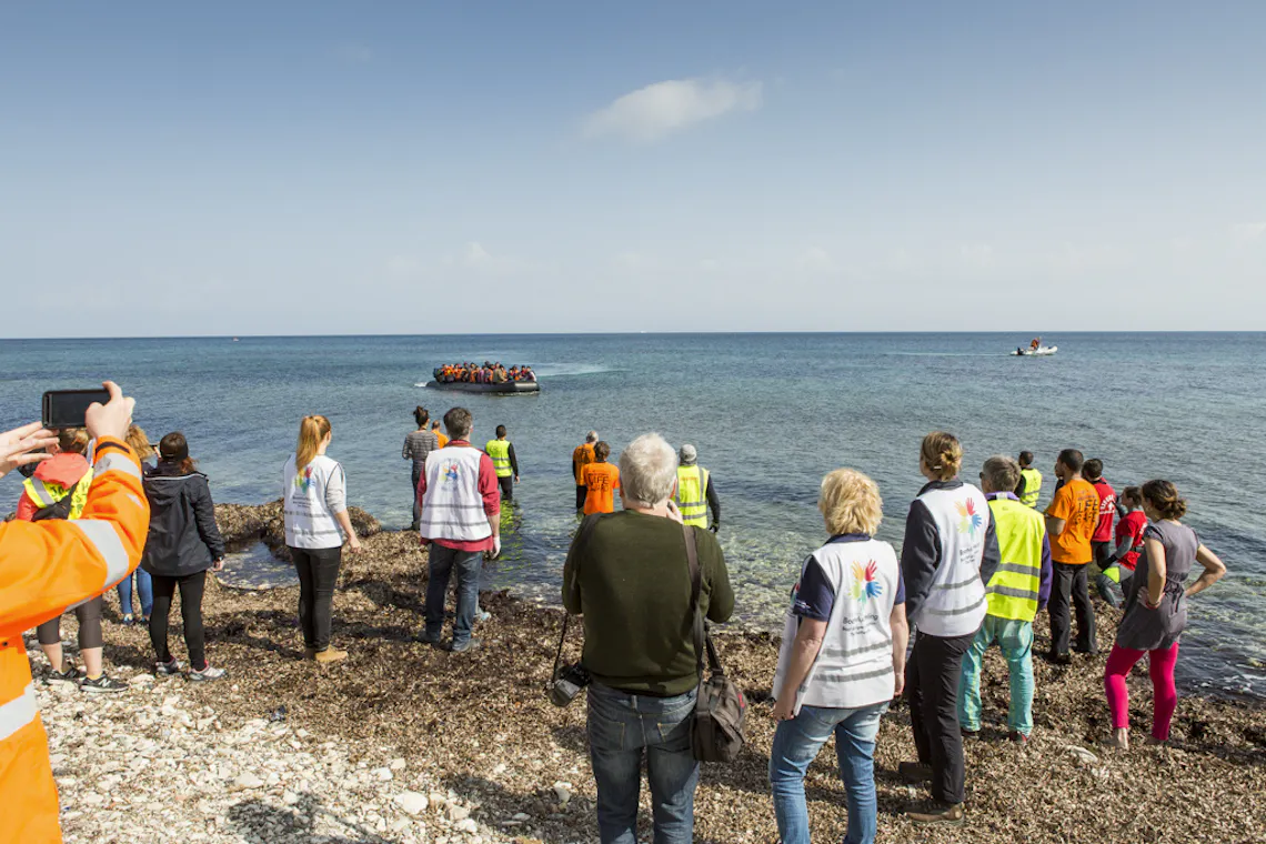 boat refugee foundation web 004