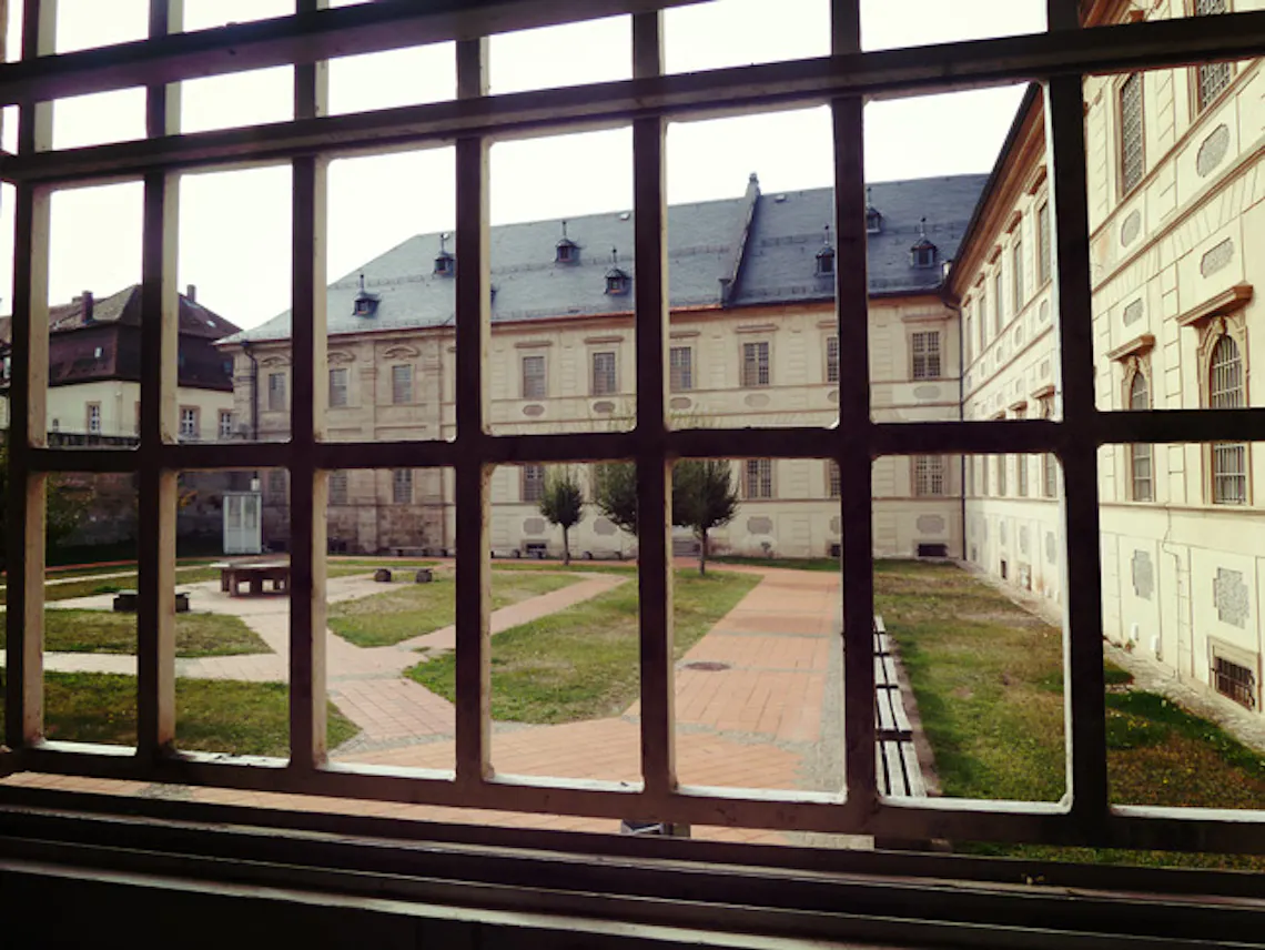 gefaengnis fenster