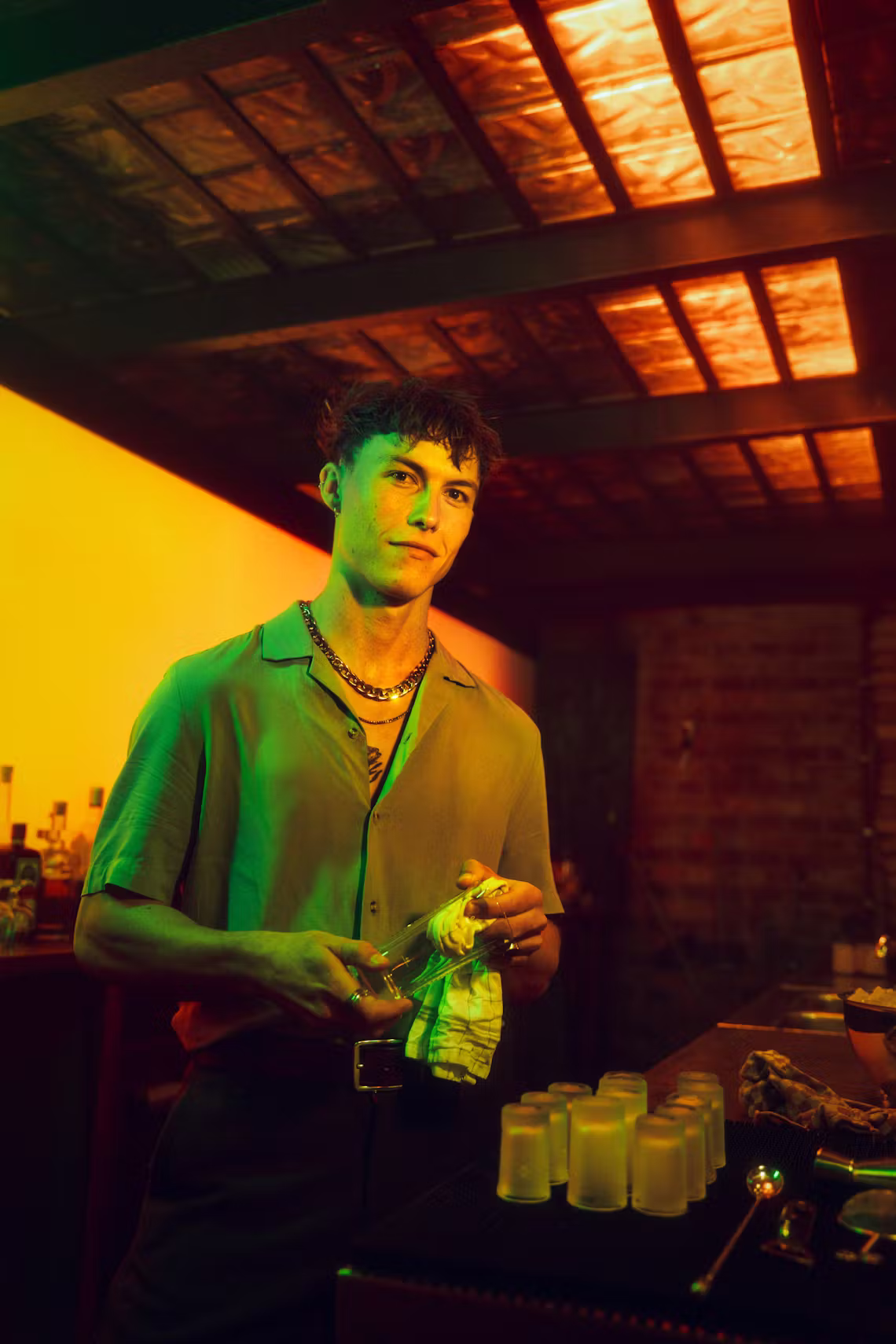 jägermeister meister der nacht servicekraft hoch